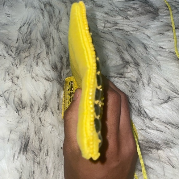 Beaded phone bag crossbody Yellow pouch travel bag vacation bag summer bag - Picture 16 of 16